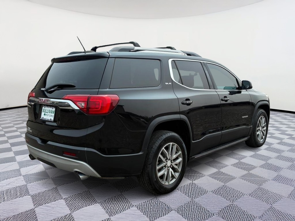2017 GMC Acadia SLE