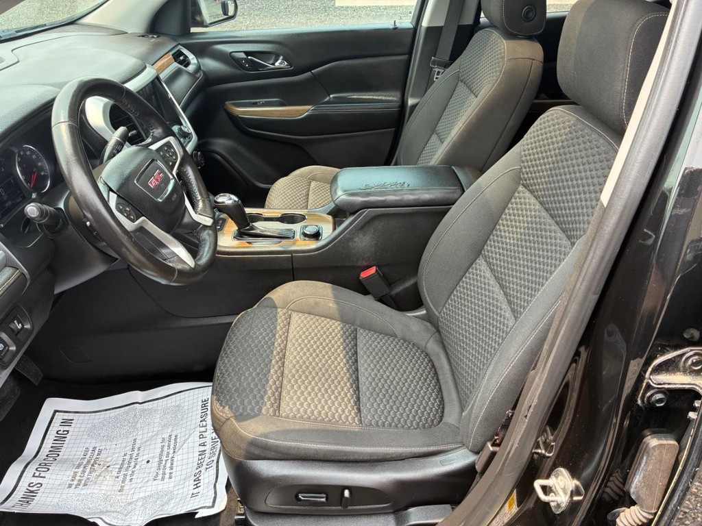 2017 GMC Acadia SLE