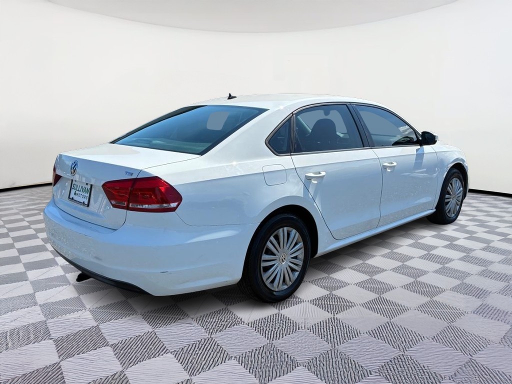 2014 Volkswagen Passat 1.8T S