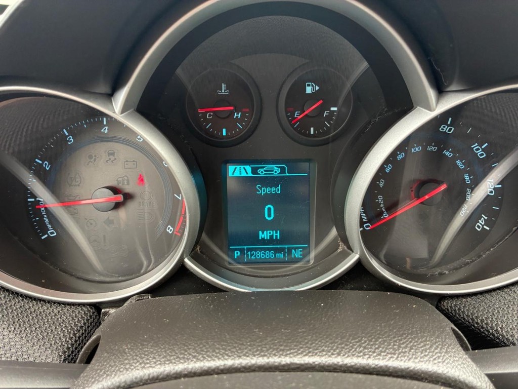 2015 Chevrolet Cruze 1LT - Photo 10